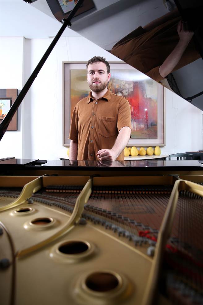 鋼琴家安東．哥琛貝爾格認為，尋找自信和演奏的表達方式，是音樂家的一大功課。（黃世麒攝）