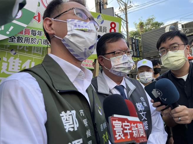 国民党桃园市长候选人张善政阵营连环遭爆破坏草皮、宣传车闯红灯，民进党桃园市长参选人郑运鹏今呼吁张善政「好好管理好自己的团队」。（陈梦茹摄）