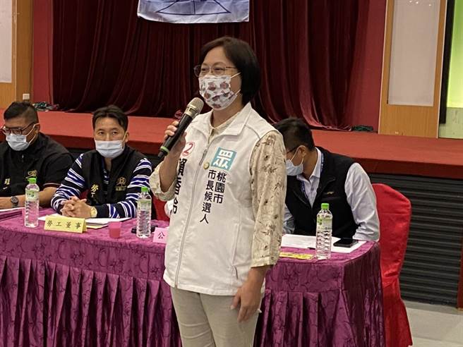 民眾党桃园市长候选人赖香伶今早出席桃勤企业工会代表大会。（蔡明亘摄）