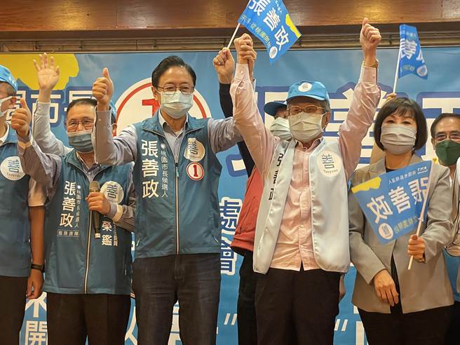 国民党桃园市长候选人张善政在復兴、大溪区接连造势，称市民期待桃园变天有信心胜选。(吕筱蝉摄)