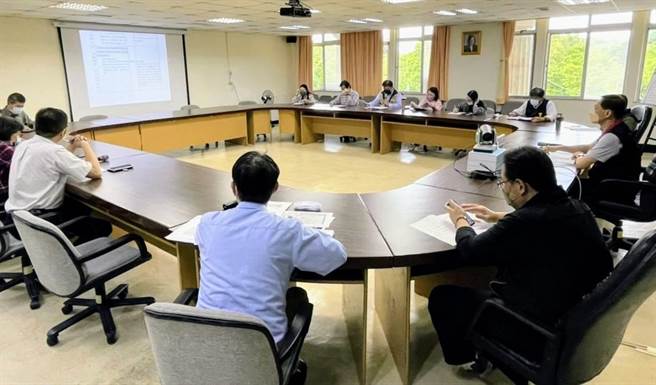 退辅会台北荣家25日开廉政会报(台北荣家提供) 