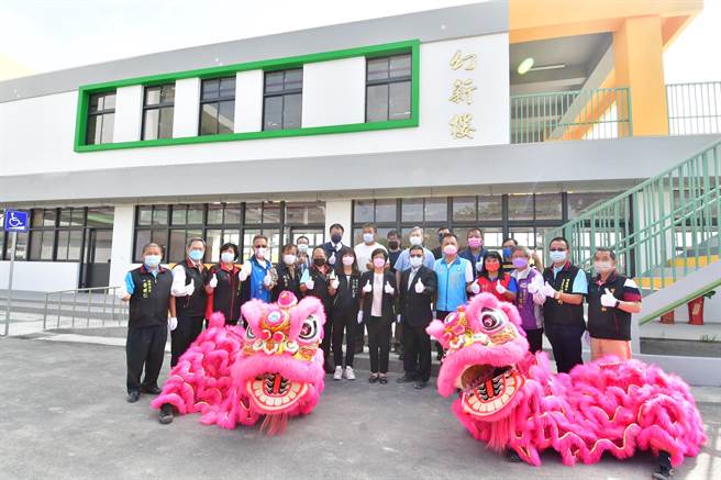 彰化县埔盐乡埔盐国中科学馆「幻新楼」新建工程竣工，提供创新的学习环境。（吴敏菁摄）
