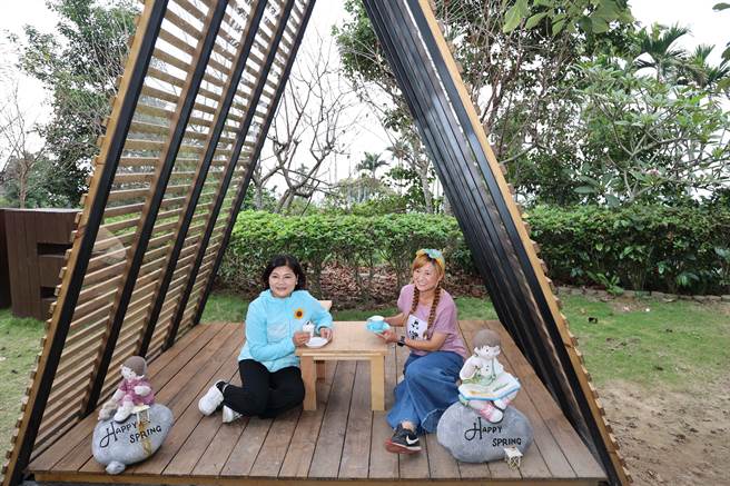 今年適逢第20年舉辦古坑台灣咖啡節，雲林縣府提升「華山咖啡大街」的獨特性與記憶點，挹注900萬元支持有意願提升門面環境的店家對等補助，最高補助50萬元，左為縣長張麗善。（雲林縣府提供）