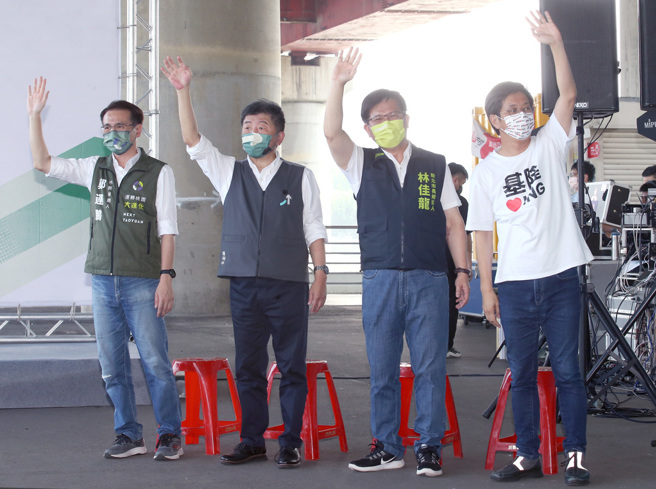 郑运鹏(左起)、陈时中、林佳龙及蔡适应日前首度合体同框发表大首都圈政见。（中时资料照／范扬光摄）