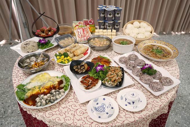 年年訂桌秒殺的鹿溪宴也即將登場，今年席開100桌，19道菜色蘊藏鹿港故事。（鹿港鎮公所提供／吳敏菁彰化傳真）