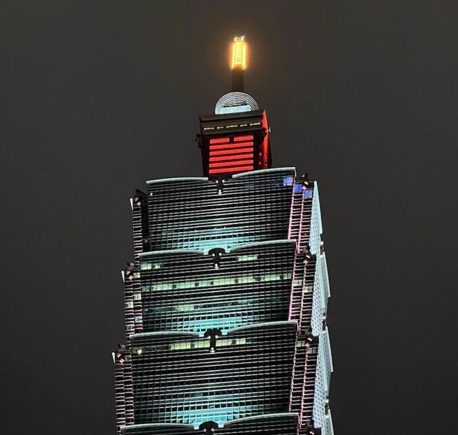 法国珠宝品牌台北101店，去年5月遭该店女店员从金库盗走一只要价227万的钻表。（台北101提供）
