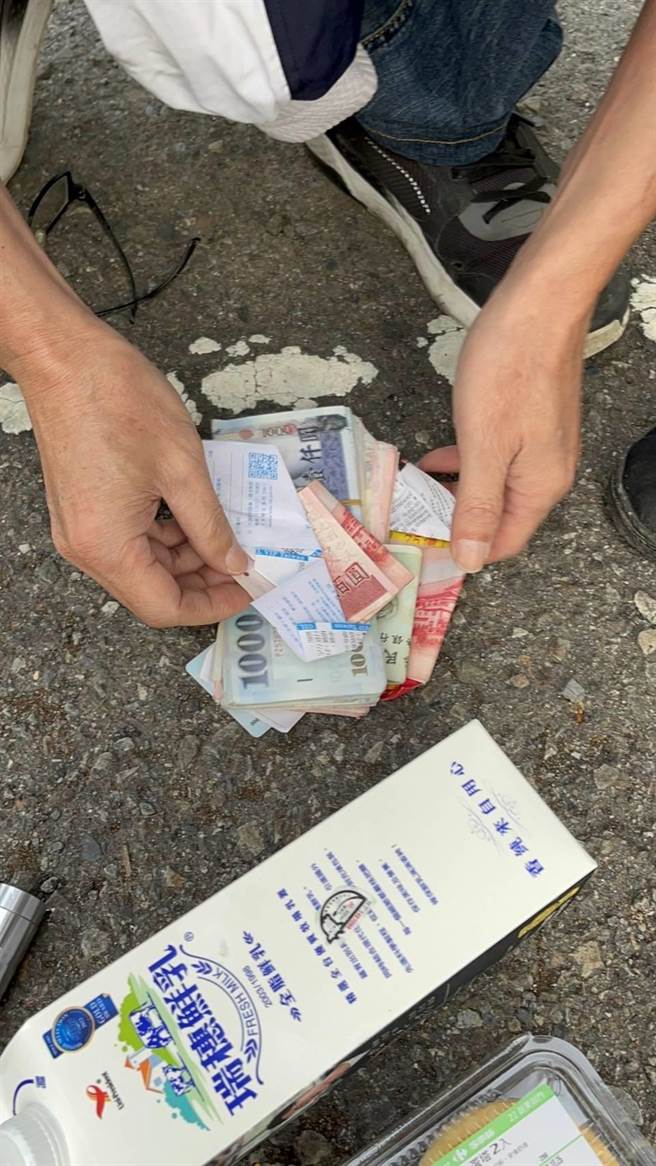 吴姓嫌犯在埔里镇四处行窃，25日落网，身上起出2、3万现金，他辩称「赌博赢的」。（民眾提供／杨静茹南投传真）