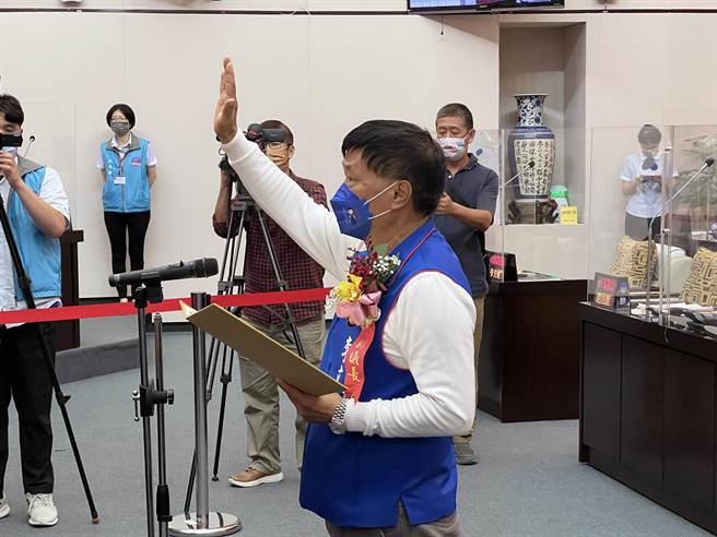 台南市副议长补选，拥有席次优势的民进党团决议弃选，导致宝座拱手让给国民党李文俊。（本报资料照片）