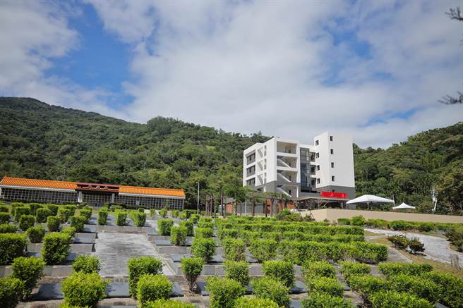 台東縣卑南鄉朝安生命紀念園區新建福安館26日落成。（卑南鄉公所提供／蔡旻妤台東傳真）