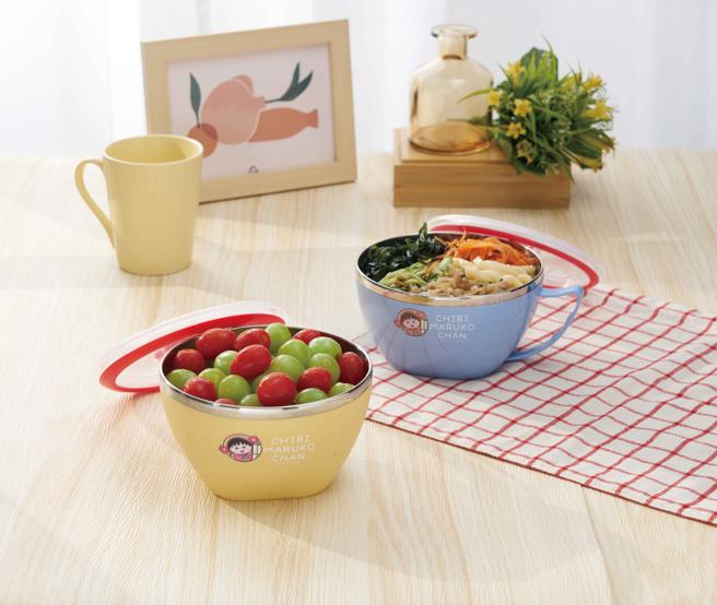 SOGO忠孝馆、復兴馆樱桃小丸子联名来店礼－隔热不锈钢炫彩碗。（SOGO提供）