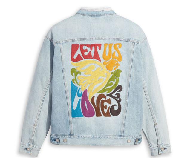 Yahoo奇摩购物商城的Levis Pride平权系列古着牛仔外套，原价4390元，特价任二件5折。（Yahoo奇摩购物商城提供）