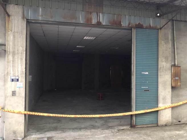 台中市神岡區1處廠房26日下午驚傳桶屍案，檢警懷疑死者為失蹤男子。（警方提供／張妍溱台中傳真）