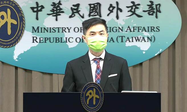 外交部条约法律司司长连建辰(取自外交部直播画面)