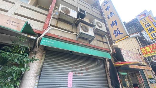 位在彰化县彰化市成功路上一家经营一甲子的「夜市爌肉饭」惊传歇业，引发当地民眾热议。（吴建辉摄）