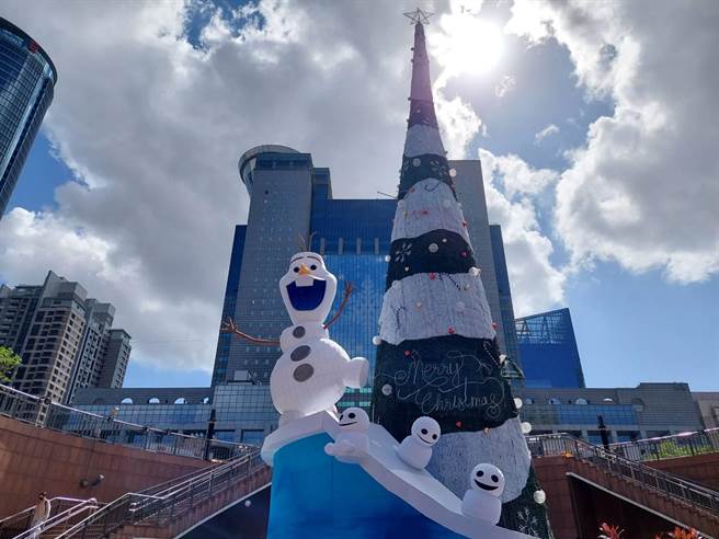 「2022新北欢乐耶诞城」将于11月11日开城，今年集结Disney＋六大超人气品牌阵容。（陈慰慈摄）