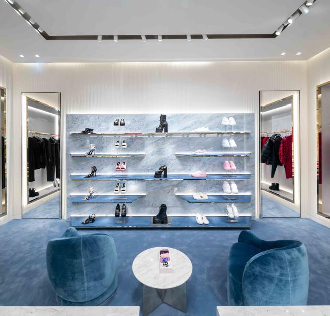 VERSACE 101专门店，位于101购物中心三楼。（VERSACE提供）