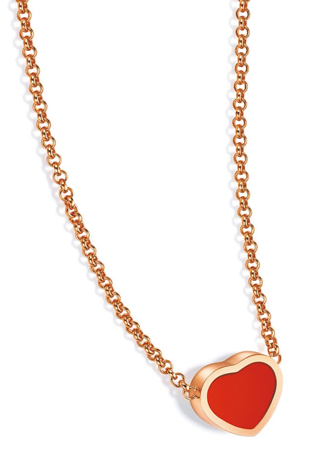 蕭邦My Happy Hearts紅色愛心項鍊，5萬5000元。（CHOPARD提供）