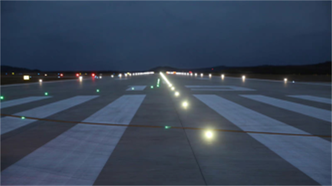 大陆最北机场漠河机场改扩建将进入试飞阶段。（黑龙江日报）