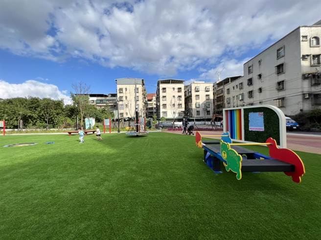 五股天乙共融公园，预计11月4日开放。（新北市工务局提供）