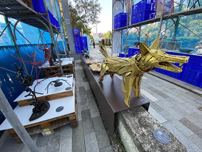 「创意台中及铁道217」活动28日起登场，「火炼创生」展间将传统五金业再造文创价值。（陈淑芬摄）