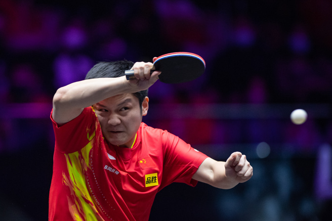 大陆桌球名将樊振东今天在WTT世界杯决赛不敌德国好手奥洽洛夫，止步八强。(新华社资料照)