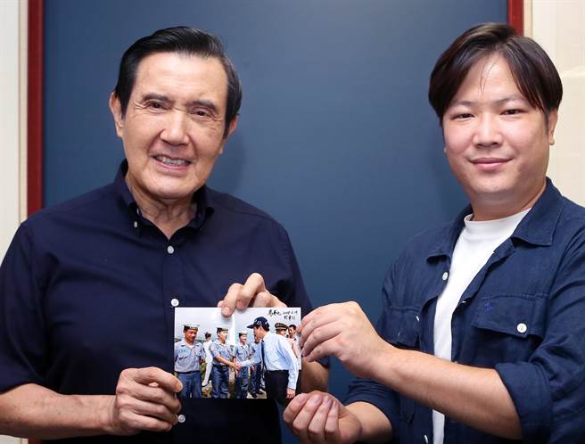 前总统马英九日前在高扬凯竞选总部成立大会上曾说，「高扬凯是我的好厝边」。（高扬凯竞办提供／游念育台北传真）