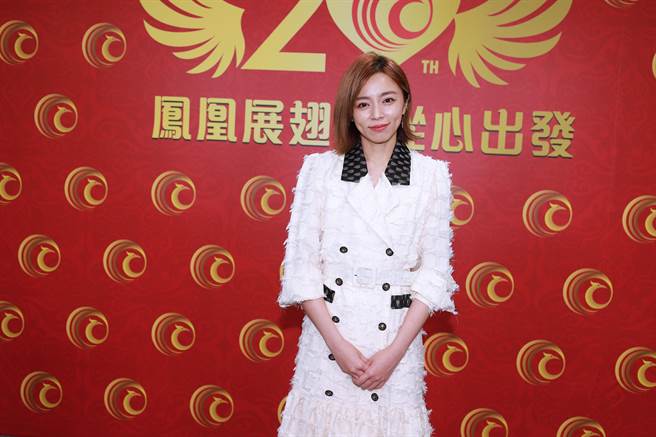 王瞳出席記者會，心情狀態已逐漸轉好。（民視提供）