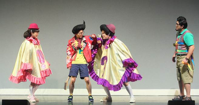 亲子音乐剧《阿宁咕又闯祸了YA~》的精采片段。（张铠乙摄）