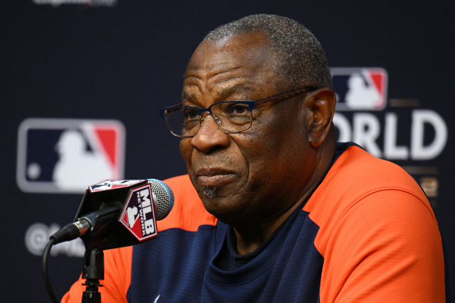 贝克挑战最高龄夺下世界大赛冠军教头。(路透社)