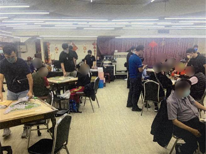 警方破获麻将协会，92岁阿嬷赌客也在列。（警方提供）