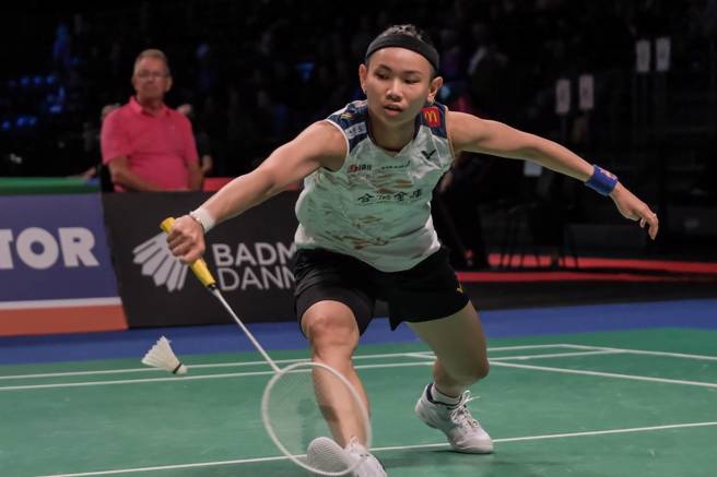 擊敗好友伊瑟儂，戴資穎成功闖進法國公開賽4強。（香港體路提供）。