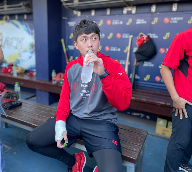 味全龙刘基鸿。（毛琬婷摄）