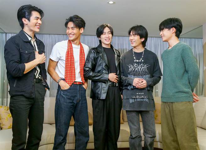 Mile（左起）、Apo、Bible、Build、Barcode很开心能来台湾与粉丝见面。（粘耿豪摄）