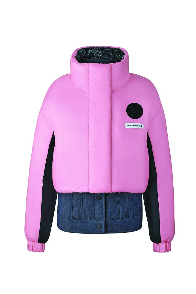 Canada Goose Seaton Sweater马甲式短版撞色毛衣女款，科技绚彩粉，5万5900元。（Canada Goose提供）