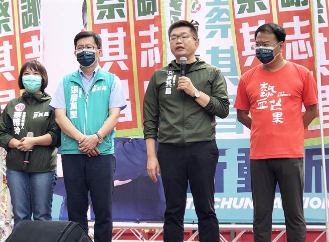 蔡其昌强调，未来若当选市长就职典礼要办在丰原，代表对丰原的重视。（陈世宗摄）