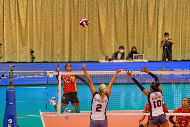 極速超跑Santos(左)今天攻下全場最高24分。(中華排協提供)