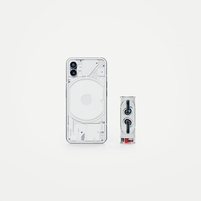 Nothing Ear (stick) 耳機，定價3690元，11月7日起於指定通路開放搶先預購，預購者可於11月12日優先入手，11月18日正式上市。（Nothing提供）