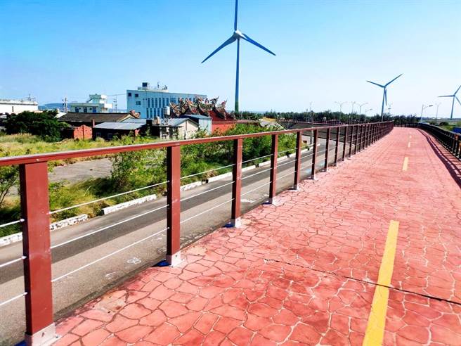 濱海自行車道大甲段改善後的現況。（台中市政府提供）