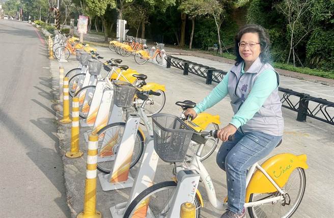 翁美春建议相关单位应及早规画交通疏导动线或接驳车，并整合邻近旅游资源，将商机留在后里。（翁美春服务处提供）