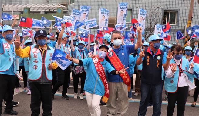 赖峰伟的选情在民进党中央施政与防疫不力、陈双全归队、龙灵儿事件之后，领先幅度将会进一步扩大。（张茂雄摄）
