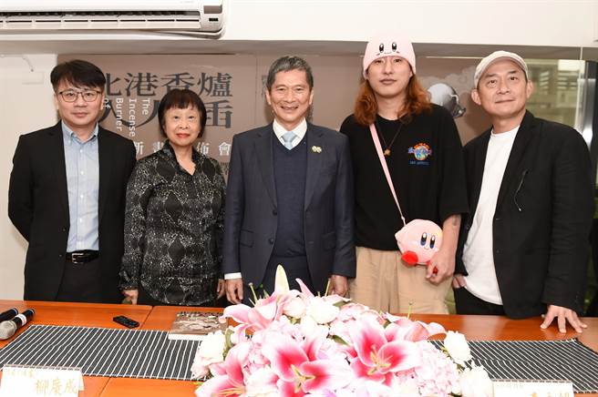 静宜台文系翻转文学，透过漫画及桌游，让学子重新认识经典文学作品！(静宜大学提供)