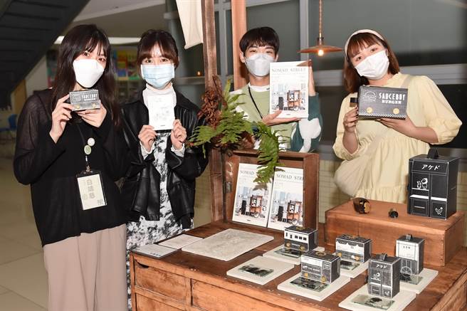 静宜台文系「议题导向」及「文学转译」学习歷程，贴近台湾人文价值，训练学生具多元叙事力与软实力。(静宜大学提供)