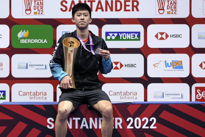 18岁羽球小将郭冠麟在U19世青锦标赛男单摘金。（亚柏羽球队提供）