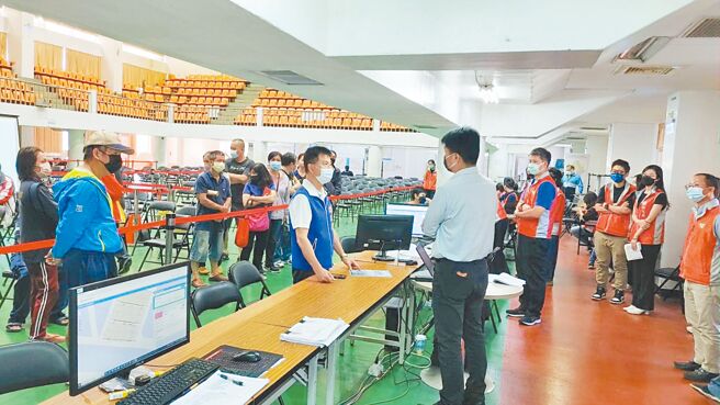 桃園航空城進行大園區菓林里安置街廓配地作業，有11戶徵收戶無法如期選配土地，質疑桃市府喊「一里一安置」跳票。（徐其萬提供／蔡依珍桃園傳真）