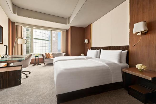 （台北远东香格里拉「豪华客房」平日双人住宿，含两客早餐超值优惠价3,699元。图／台北远东香格里拉酒店提供）