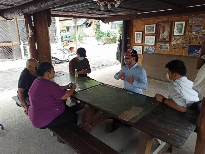 雪山坑部落黑熊生态服务给付及自主巡守规画讨论会。（东势林管处提供）