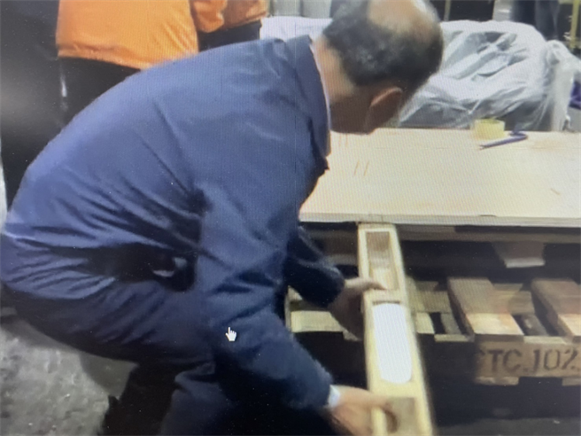 航基站破獲一起在鋼琴包裝棧板內夾藏K他命的毒品走私案，市價高達1.28億元。（調查局航基站提供／張志康基隆傳真）