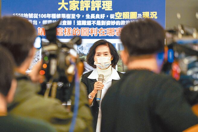 宜兰县长林姿妙出庭引起多家媒体关注。（李忠一摄）