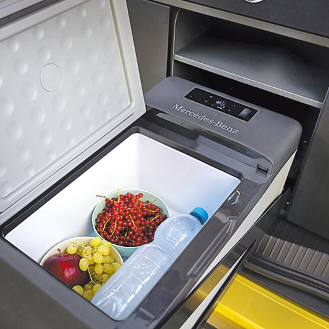 專用40L製冷冰箱。（台灣賓士提供）