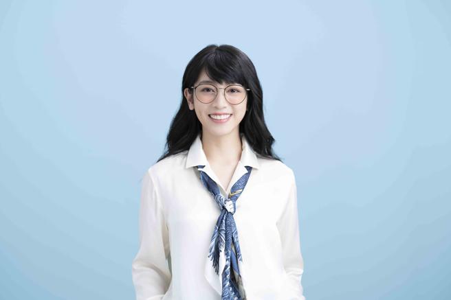 JINS来台满七年推出多种优惠，并将于17日推出腮红镜片。（JINS提供）